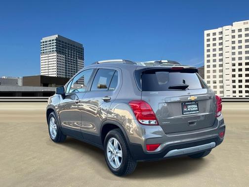 Stone Gray Metallic 2021 Chevrolet Trax LT