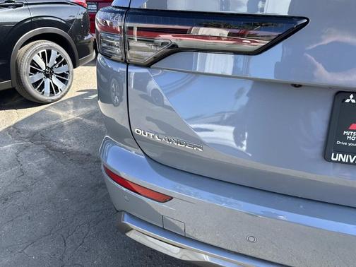 2025 Mitsubishi Outlander SE 2.5 2WD