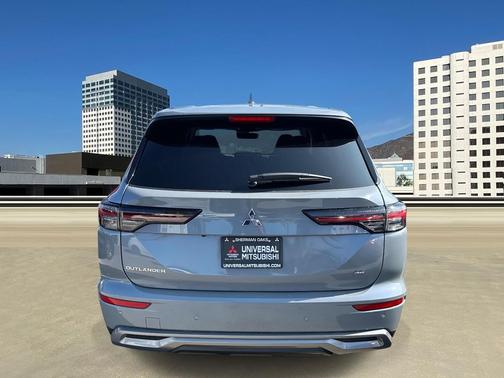 2025 Mitsubishi Outlander SE 2.5 2WD