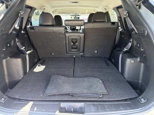 Gray 2025 Mitsubishi Outlander SE