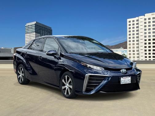 2017 Toyota Mirai Base
