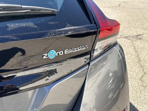 2020 Nissan Leaf SV 40 kWh
