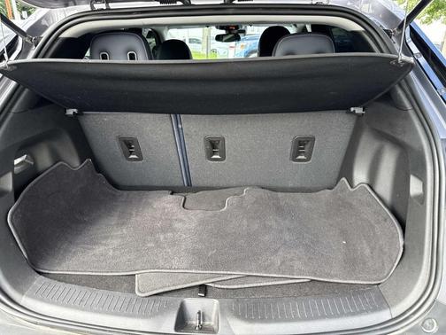2023 Chevrolet Bolt EUV FWD LT
