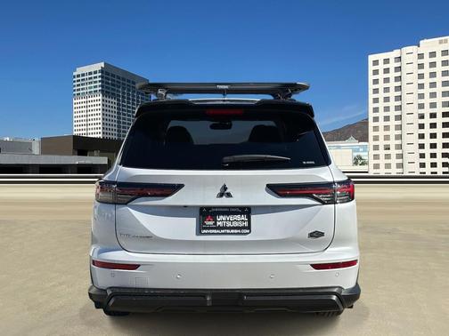 2026 Mitsubishi Outlander LE 2.5 S-AWC