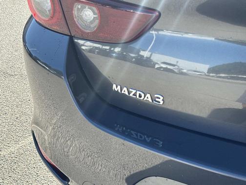 2023 Mazda Mazda3 2.5 S Select