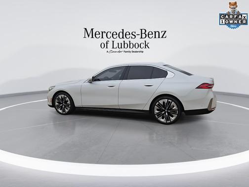 2024 BMW 540 i xDrive