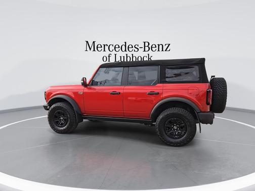 Hot Pepper Red Metallic Tinted Clearcoat 2024 Ford Bronco Wildtrak