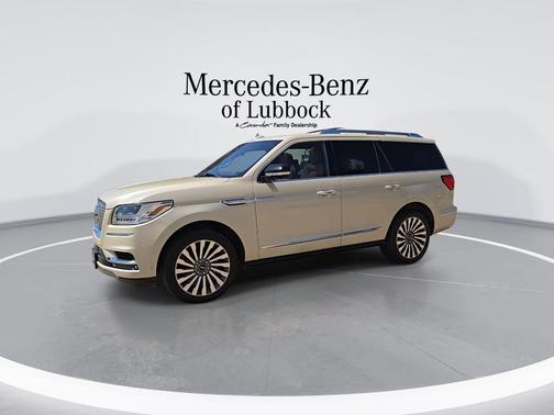 Ivory Pearl Tri-Coat 2018 Lincoln Navigator Reserve