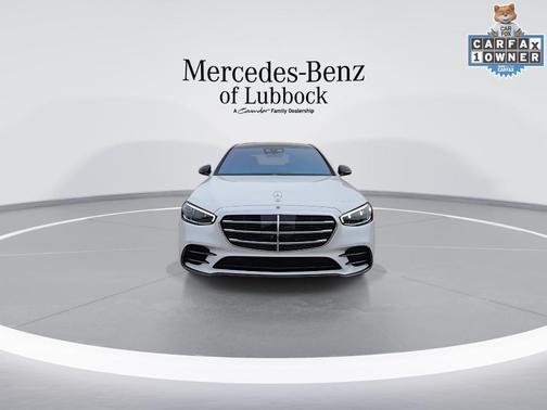 MANUFAKTUR Moonlight White Metallic 2024 Mercedes-Benz S-Class S 580 4MATIC