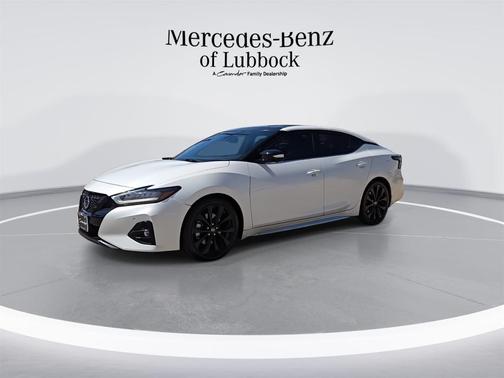 2021 Nissan Maxima SR