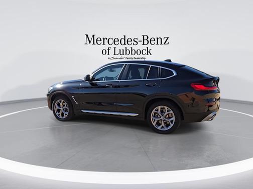 2025 BMW X4 xDrive30i