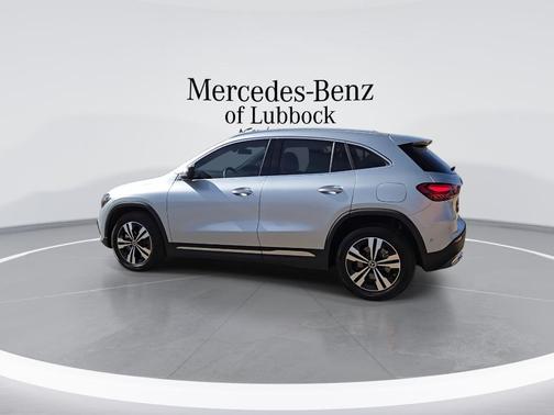 Citrus 2025 Mercedes-Benz GLA 250 Base 4MATIC