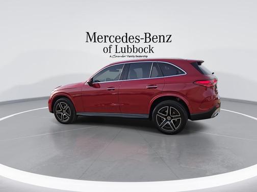 Patagonia Red 2026 Mercedes-Benz GLC 300 Base