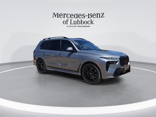 2025 BMW X7 xDrive40i