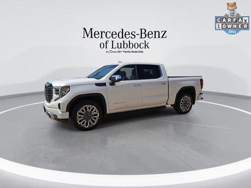 White Frost Tri-Coat 2025 GMC Sierra 1500 Denali Ultimate
