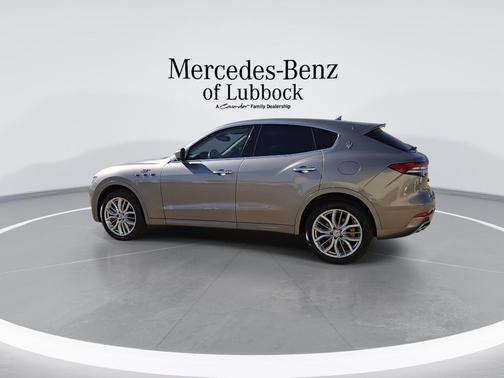 Grigio 2022 Maserati Levante GT