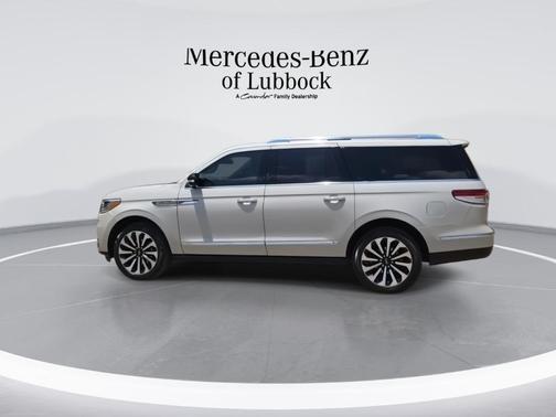2023 Lincoln Navigator L Reserve