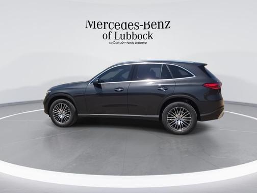 Graphite Gray Metallic 2025 Mercedes-Benz GLC 300 Base