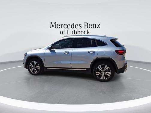 Citrus 2025 Mercedes-Benz GLA 250 Base 4MATIC
