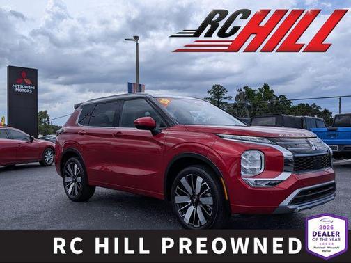 Red Diamond/Black Roof 2025 Mitsubishi Outlander SEL