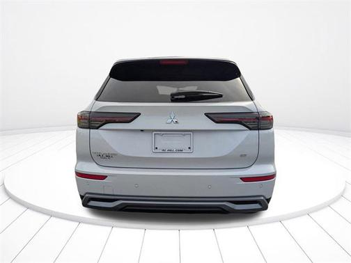 2025 Mitsubishi Outlander SE 2.5 2WD