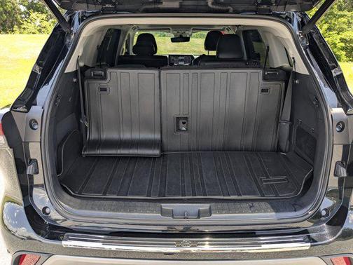 2020 Toyota Highlander Platinum