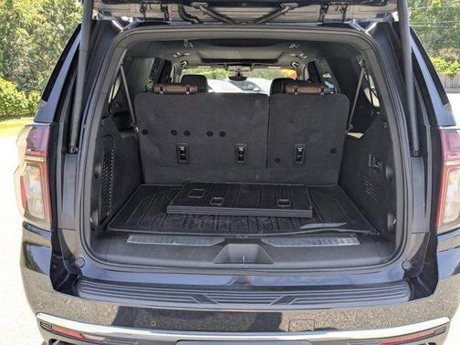 2021 Chevrolet Suburban 4WD High Country