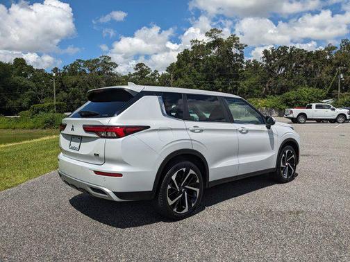 2023 Mitsubishi Outlander SE 2.5 S-AWC