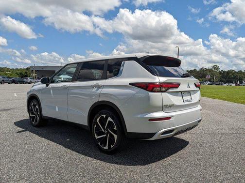 2023 Mitsubishi Outlander SE 2.5 S-AWC