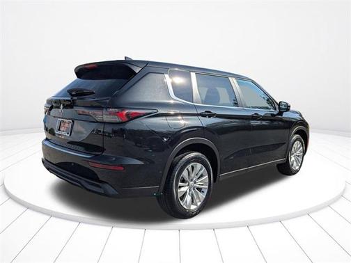 2026 Mitsubishi Outlander ES 2.5 2WD