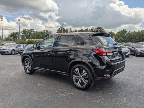Labrador Black Pearl 2026 Mitsubishi Outlander Sport 2.0 ES