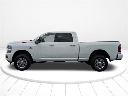 2024 RAM 2500 Laramie Crew Cab 4x4 6'4' Box