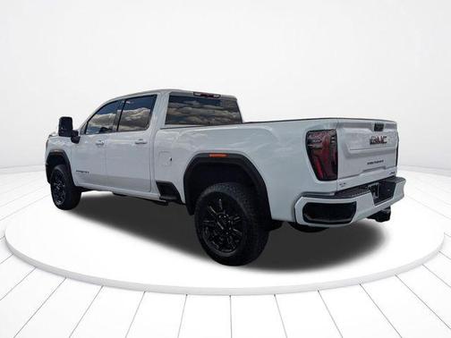 2025 GMC Sierra 2500 AT4