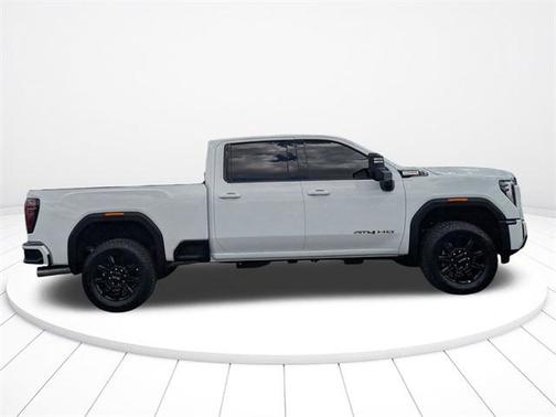 2025 GMC Sierra 2500 AT4