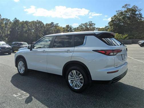 2024 Mitsubishi Outlander ES 2.5 2WD