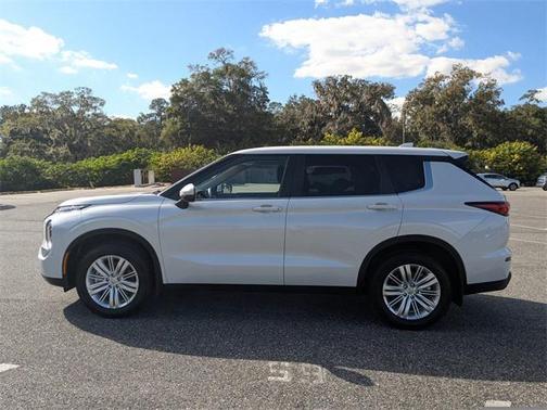 2024 Mitsubishi Outlander ES 2.5 2WD