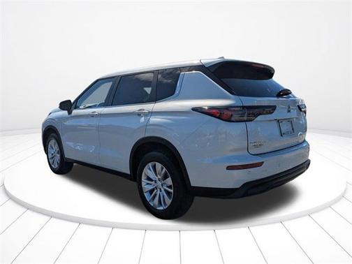 2025 Mitsubishi Outlander ES 2.5 2WD