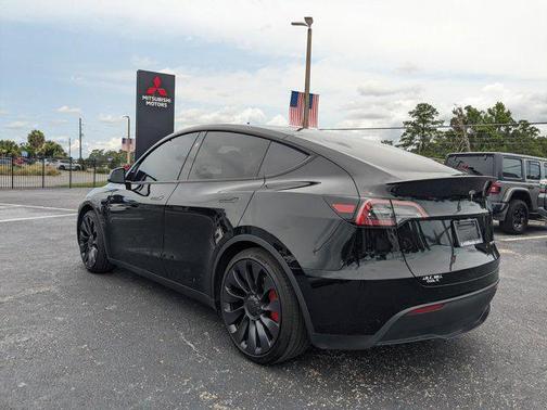 2024 Tesla Model Y Performance Dual Motor All-Wheel Drive