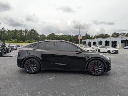 2024 Tesla Model Y Performance Dual Motor All-Wheel Drive