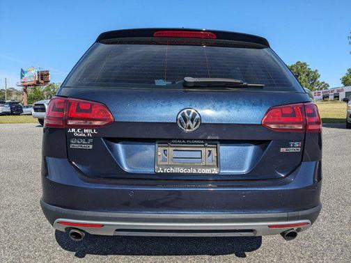 2017 Volkswagen Golf Alltrack TSI SE