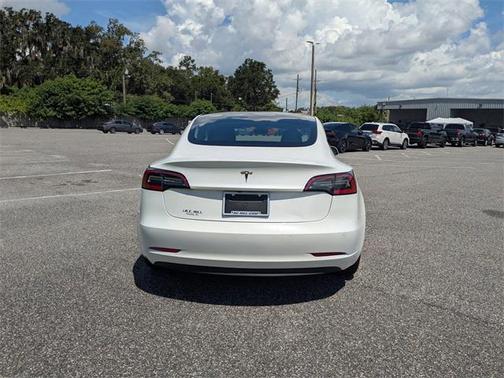 2022 Tesla Model 3 Standard Range