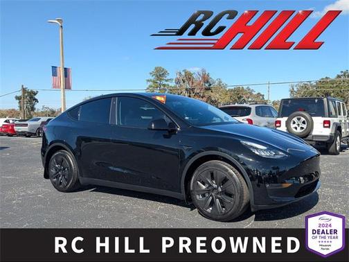 2022 Tesla Model Y Long Range Dual Motor All-Wheel Drive