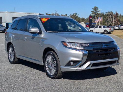 2022 Mitsubishi Outlander PHEV SEL