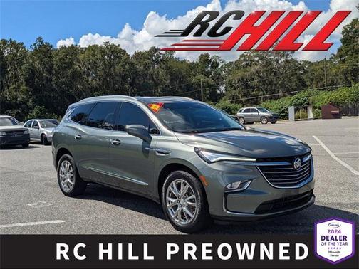 2022 Buick Enclave AWD Essence