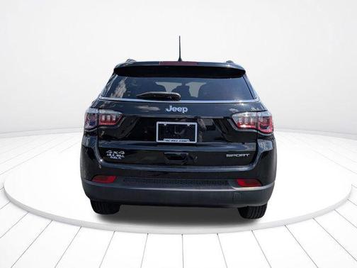 Diamond Black Crystal Pearlcoat 2021 Jeep Compass Sport