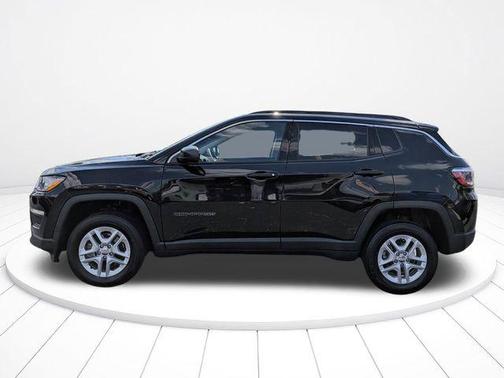 Diamond Black Crystal Pearlcoat 2021 Jeep Compass Sport
