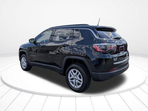 Diamond Black Crystal Pearlcoat 2021 Jeep Compass Sport