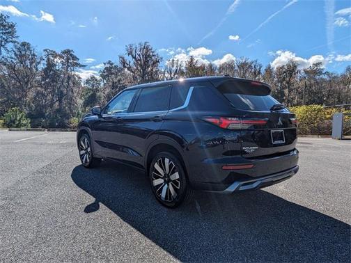 2026 Mitsubishi Outlander SE 2.5 2WD