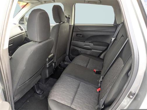 2024 Mitsubishi Outlander Sport 2.0 ES