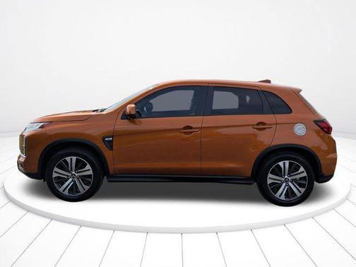 Sunshine Orange Metallic 2021 Mitsubishi Outlander Sport 2.0 ES